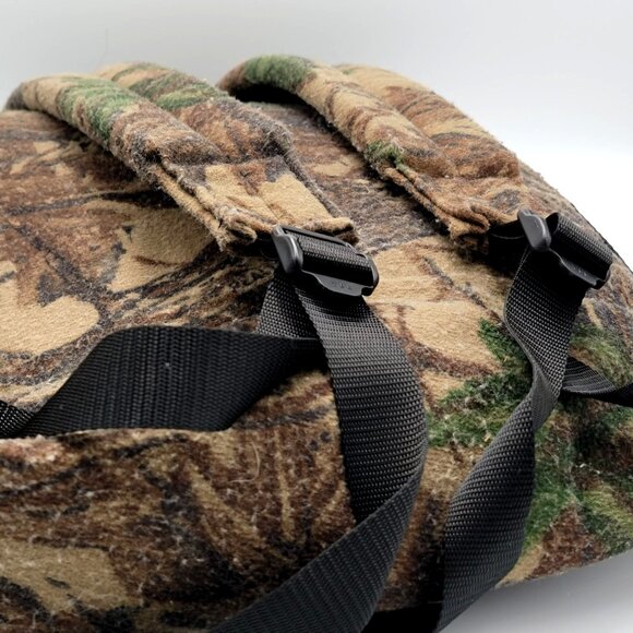 Garden Mountain Camouflage Backpack - Realtree Xtra Pattern Durable Outdoor Gear - Picture 10 of 16